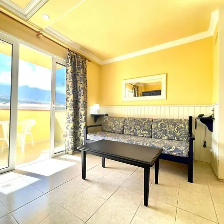 Appartement With Ocean Views In Playa Jardin, Puerto De La Cruz