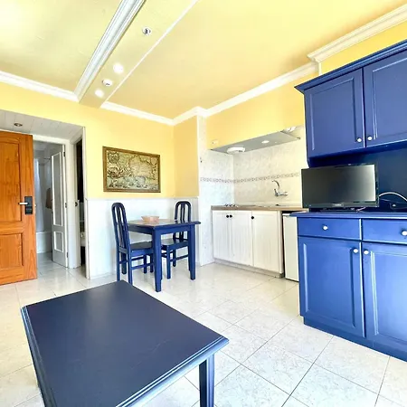 Appartement With Ocean Views In Playa Jardin, Puerto De La Cruz