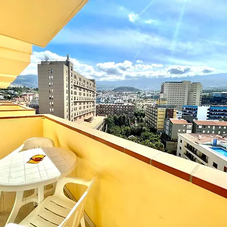 Апартаменты With Ocean Views In Playa Jardin, Puerto De La Cruz Пуэрто-де-ла-Крус