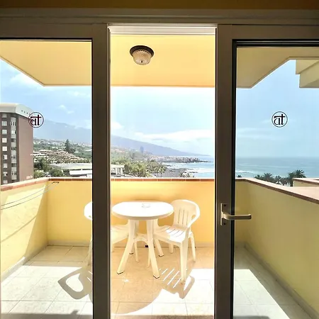 Апартаменты With Ocean Views In Playa Jardin, Puerto De La Cruz *